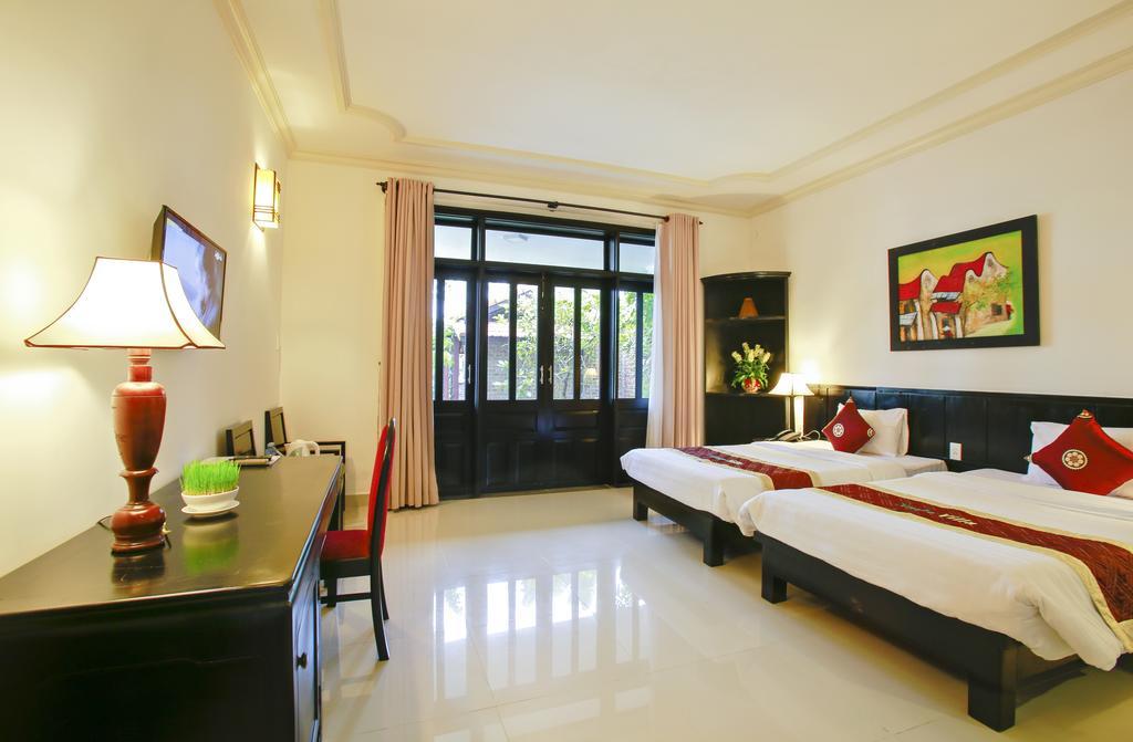 Villa Red Frangipani