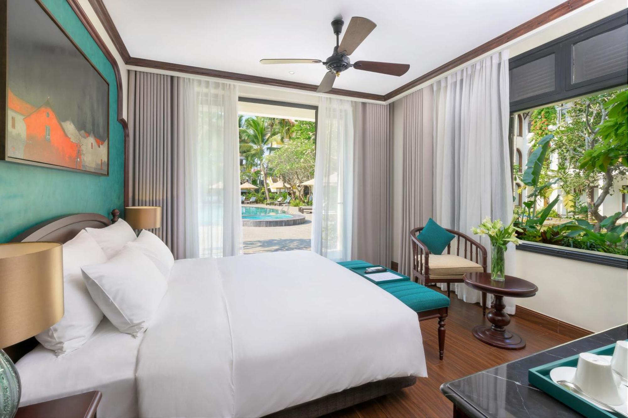Hotel Anmira & By The Unlimited Collection 5*