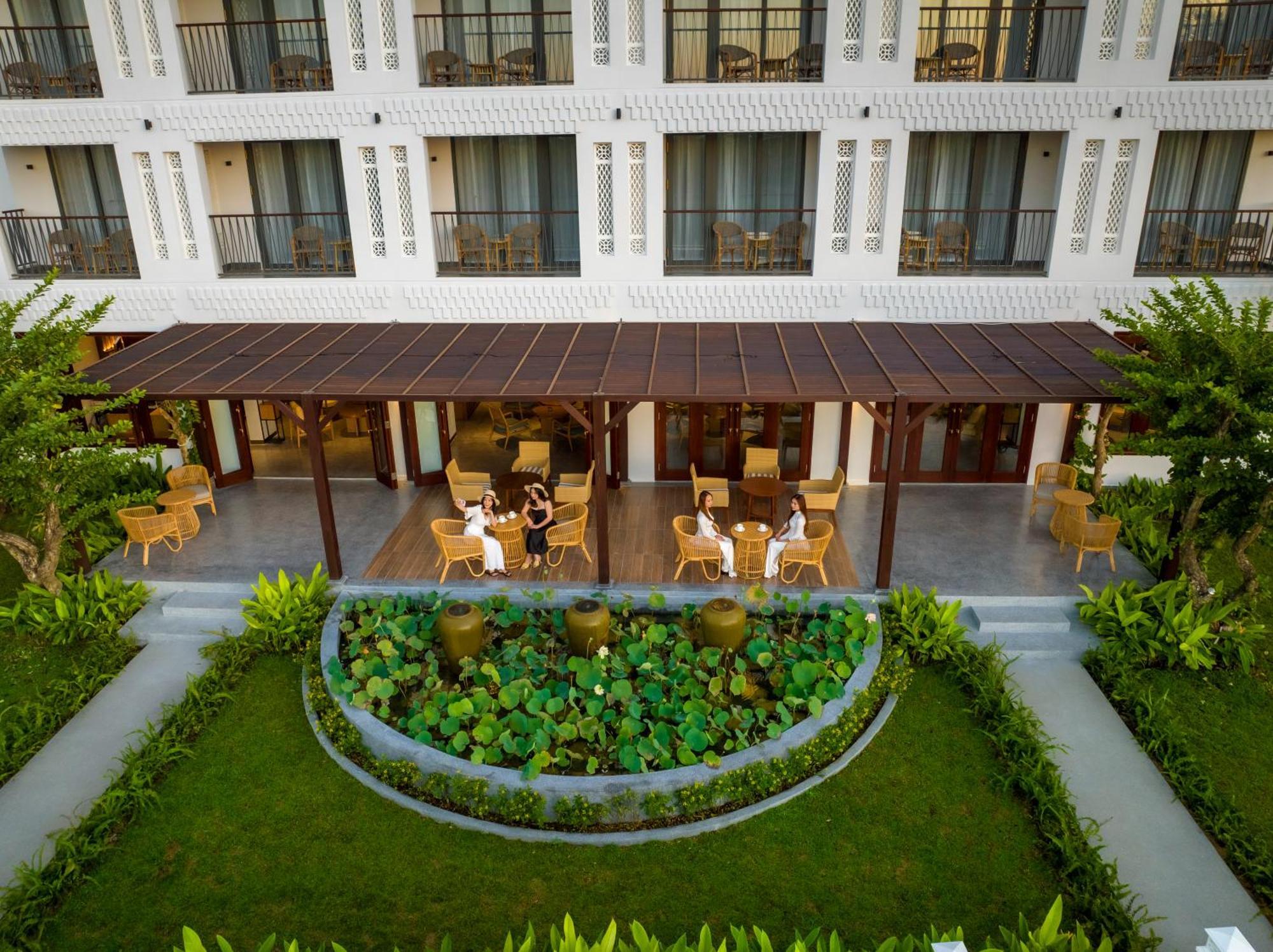 Hotel Little Oasis - An Eco Friendly & 5*