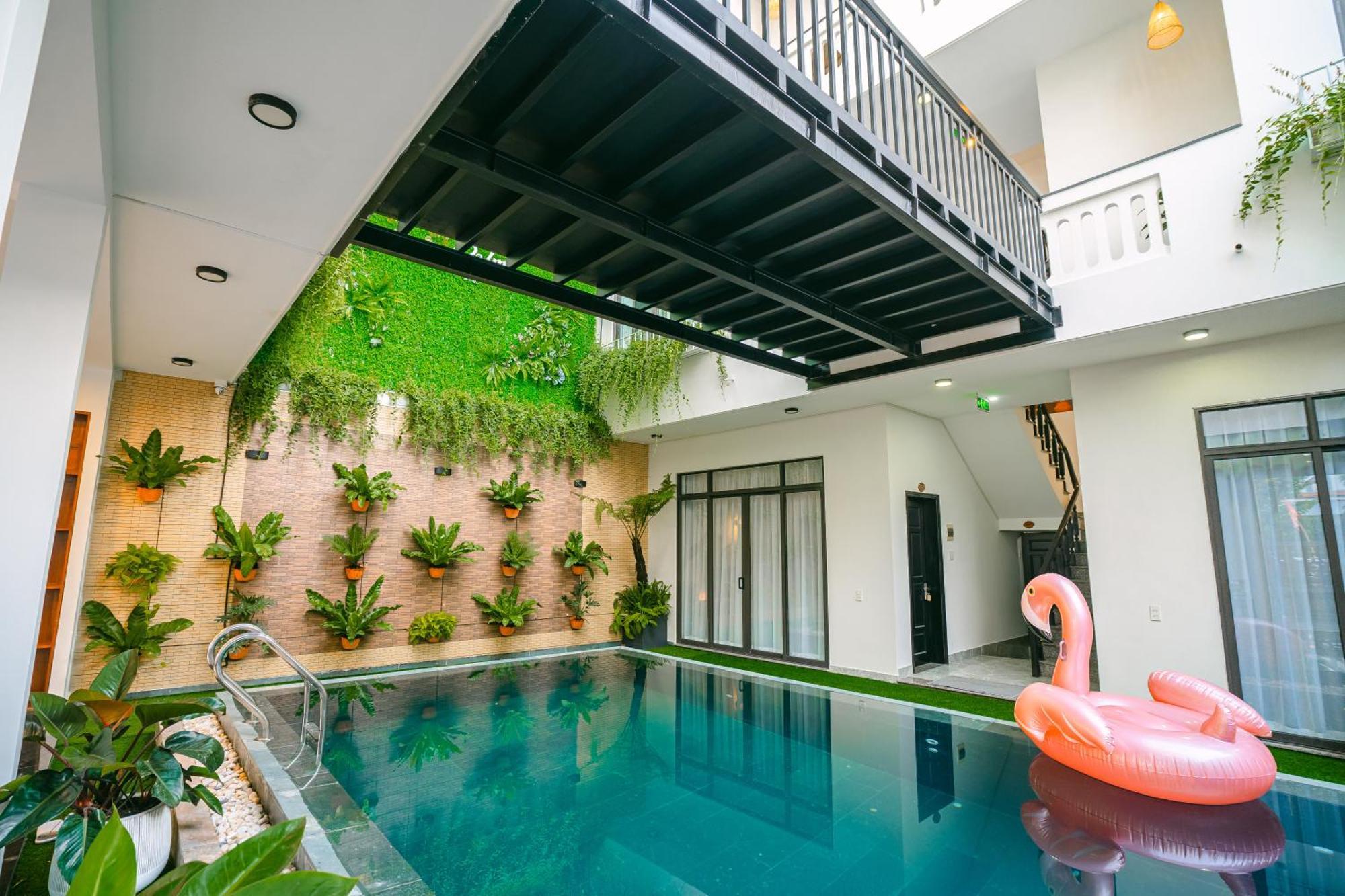 Palm Hotel 3*