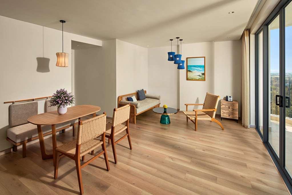 Wyndham Royal Beachfront