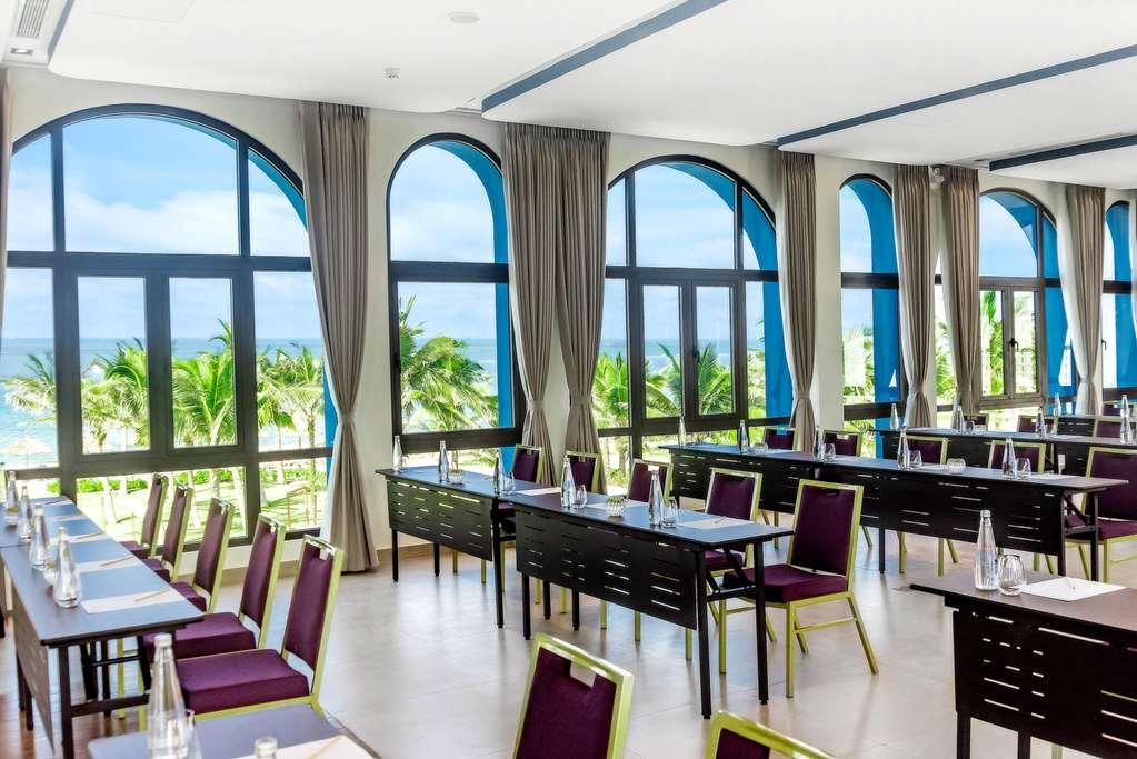 Wyndham Royal Beachfront * Hoi An