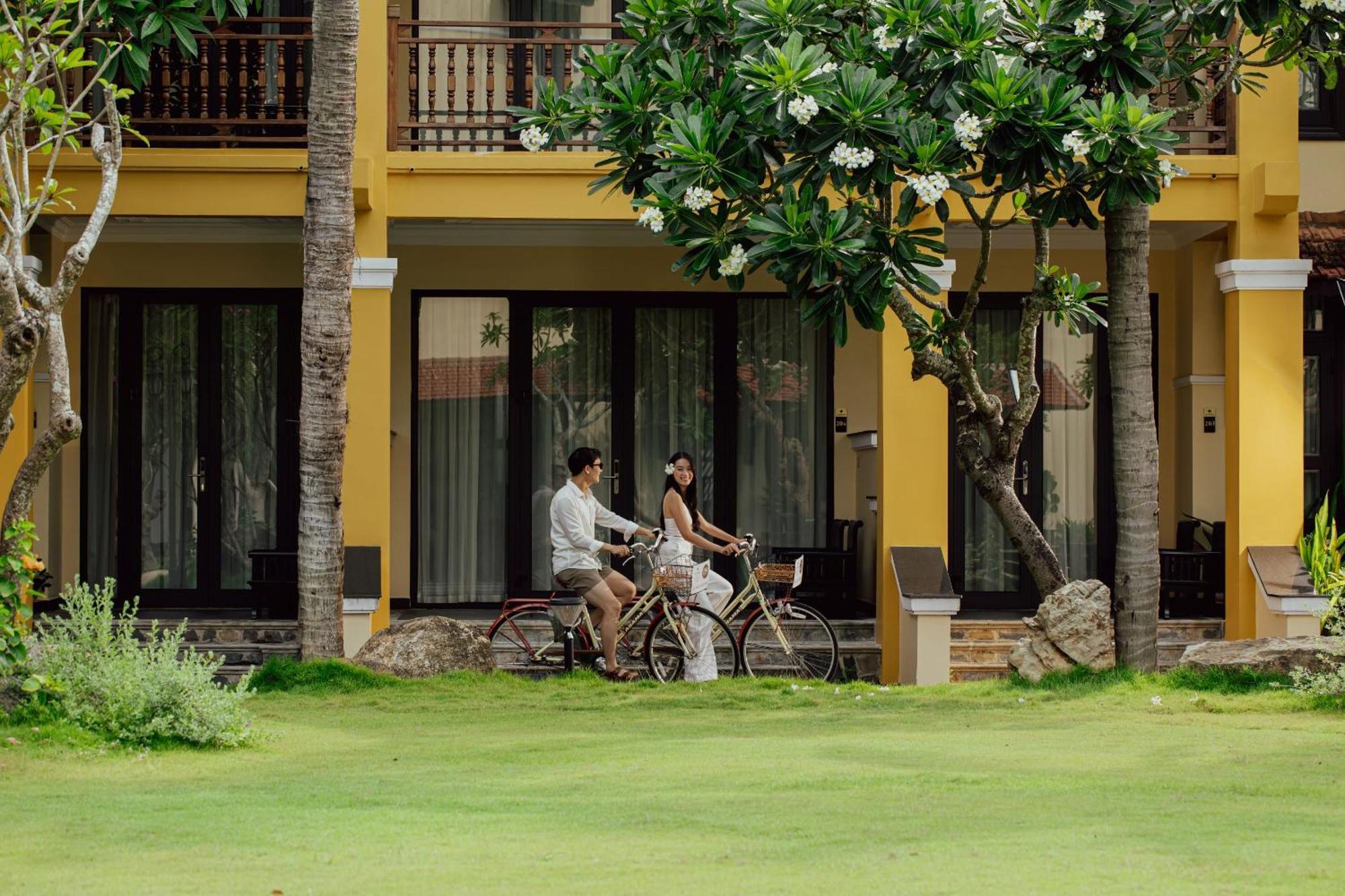 Anmira & By The Unlimited Collection Hotel