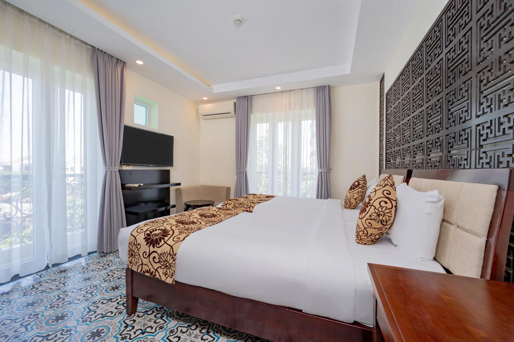 Canal House Hoi An