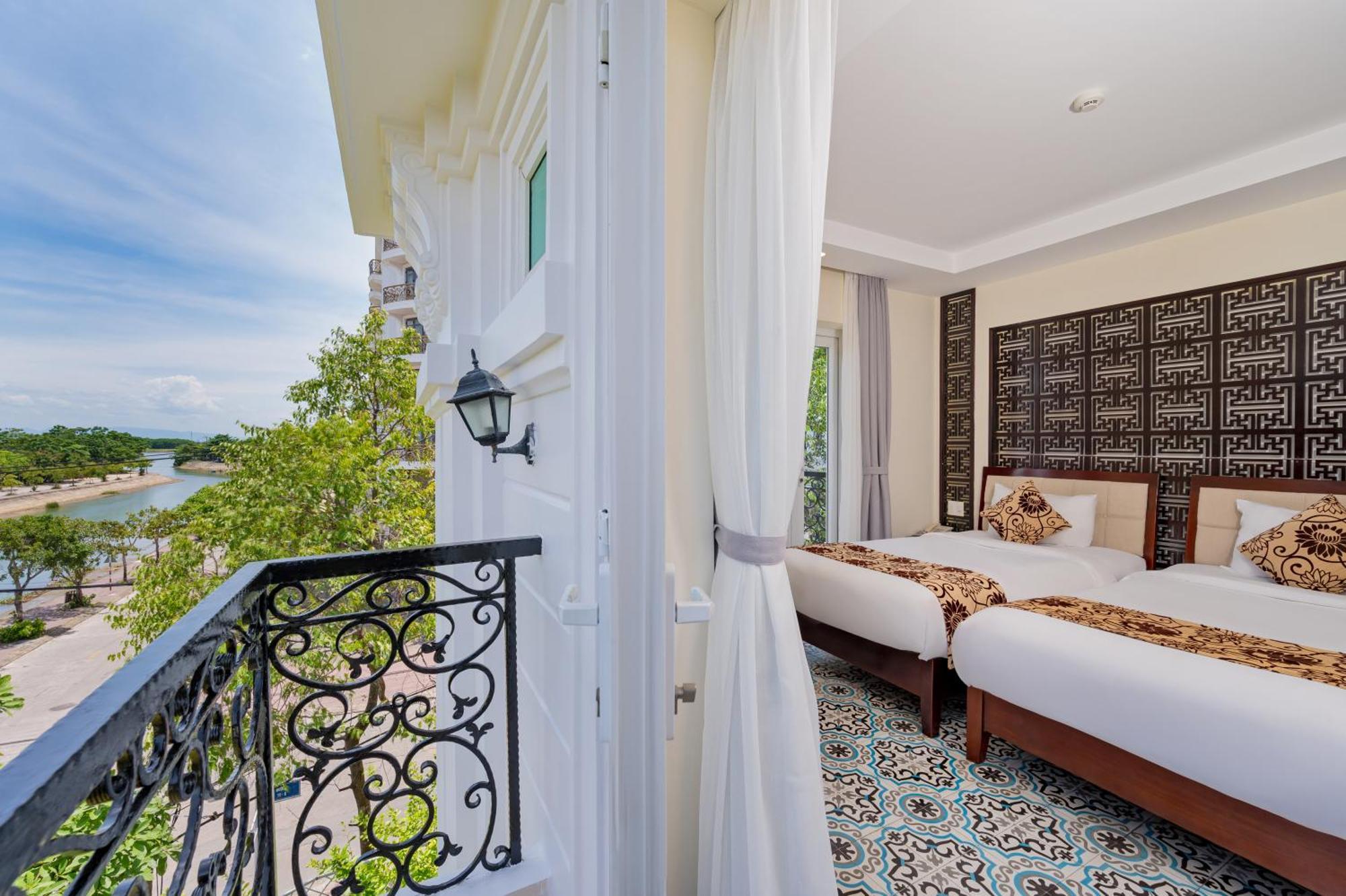 Canal House 3* Hoi An