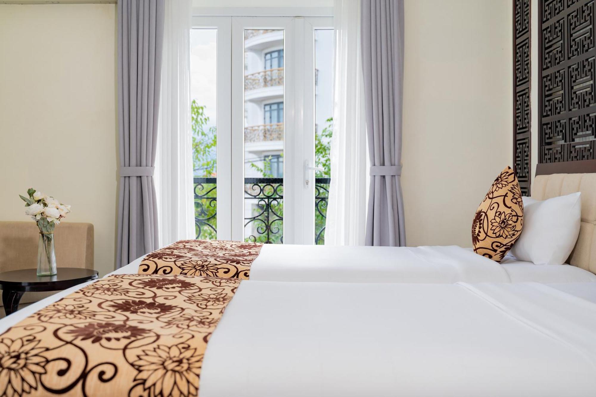 Canal House Hotel Hoi An