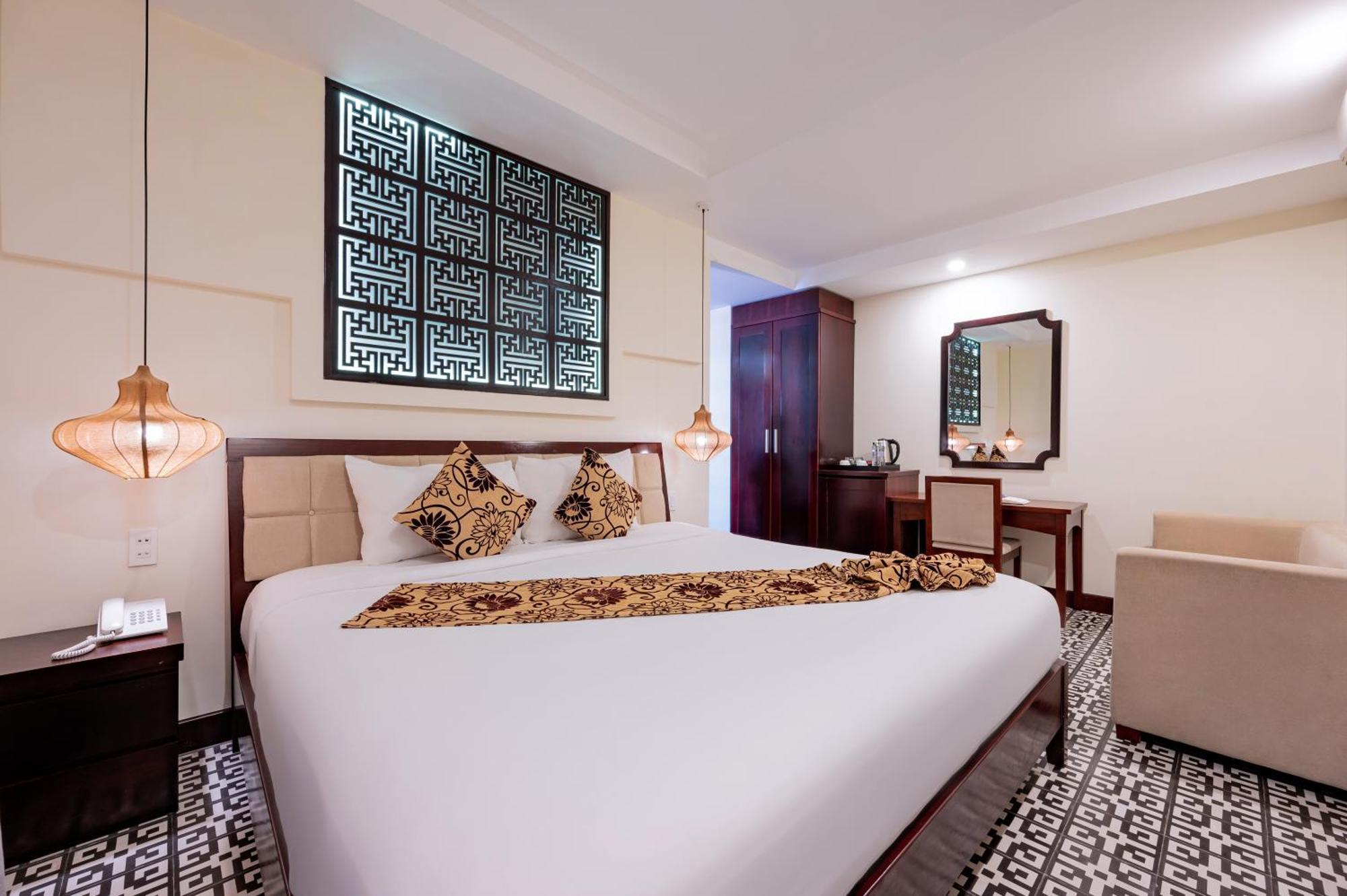 Canal House Hotel