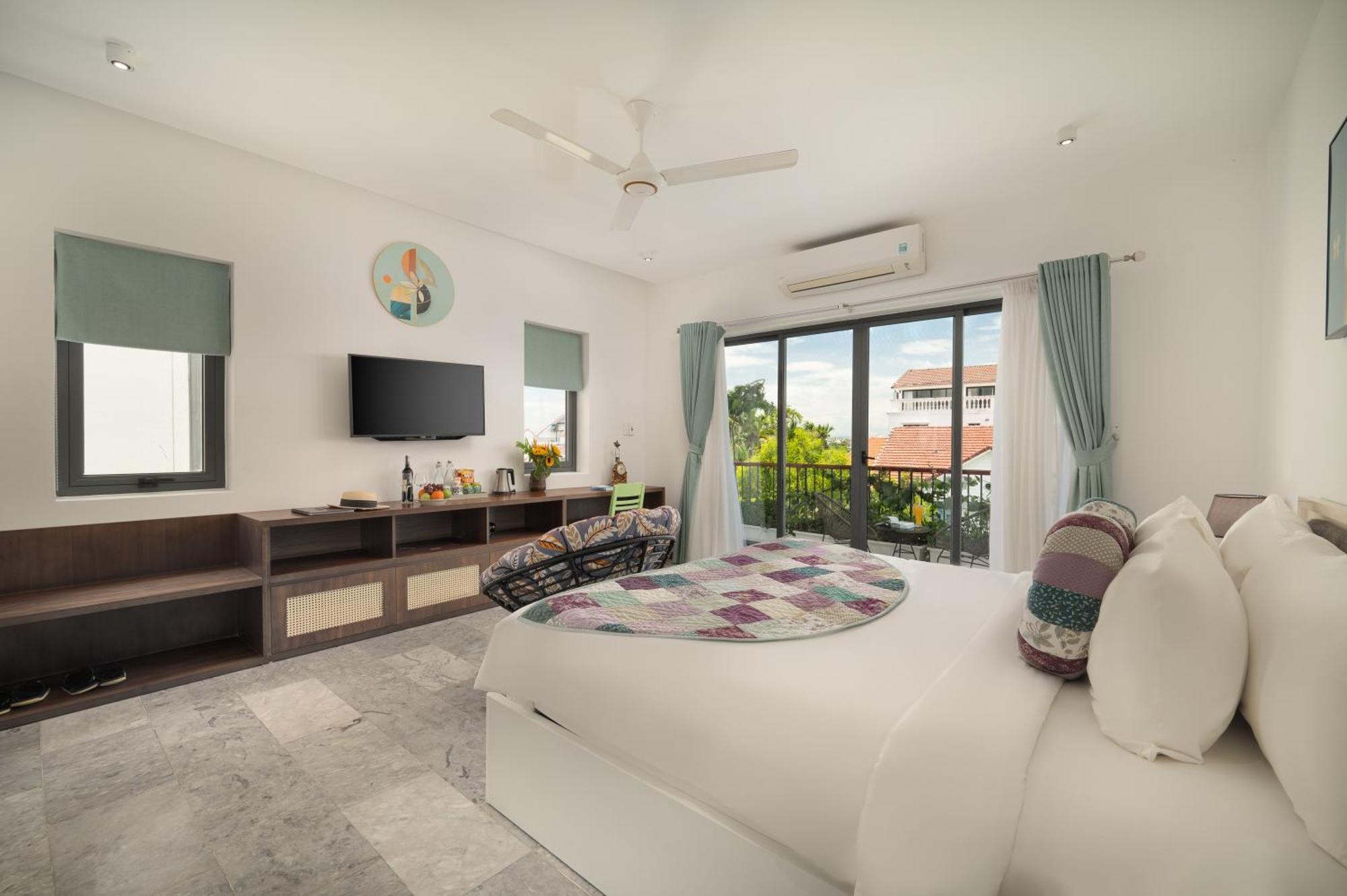 Hotel Bs Jade 4*
