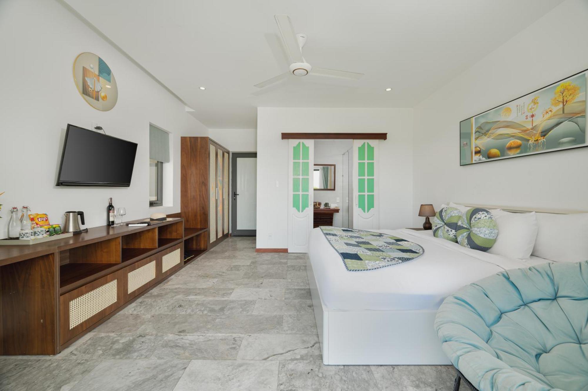 Bs Jade Hotel