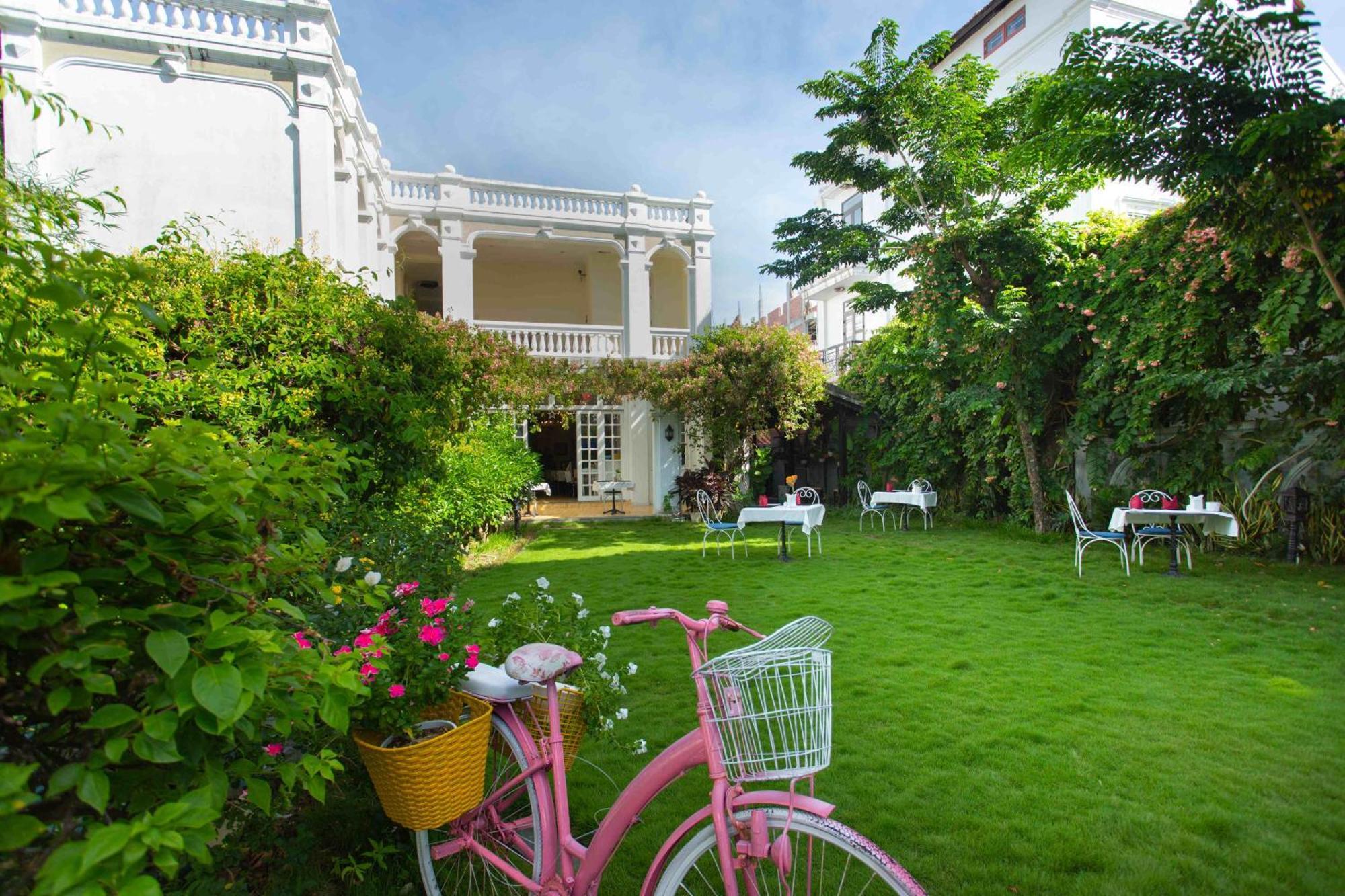 Khu nghỉ mát Garden Palace And - A Boutique Inspired By Nature