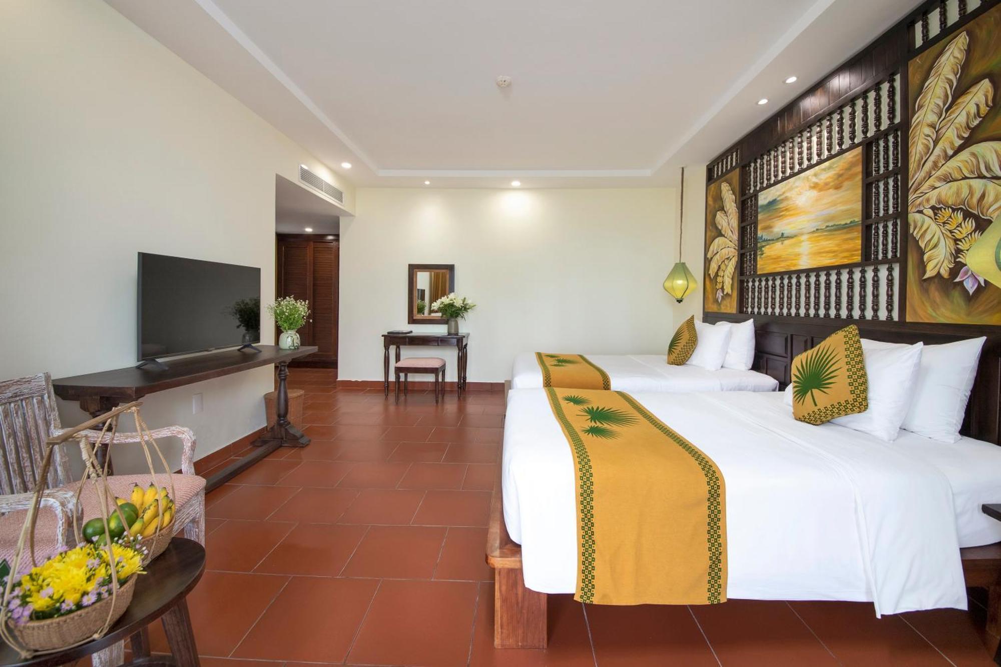 Resort Palm Garden &
