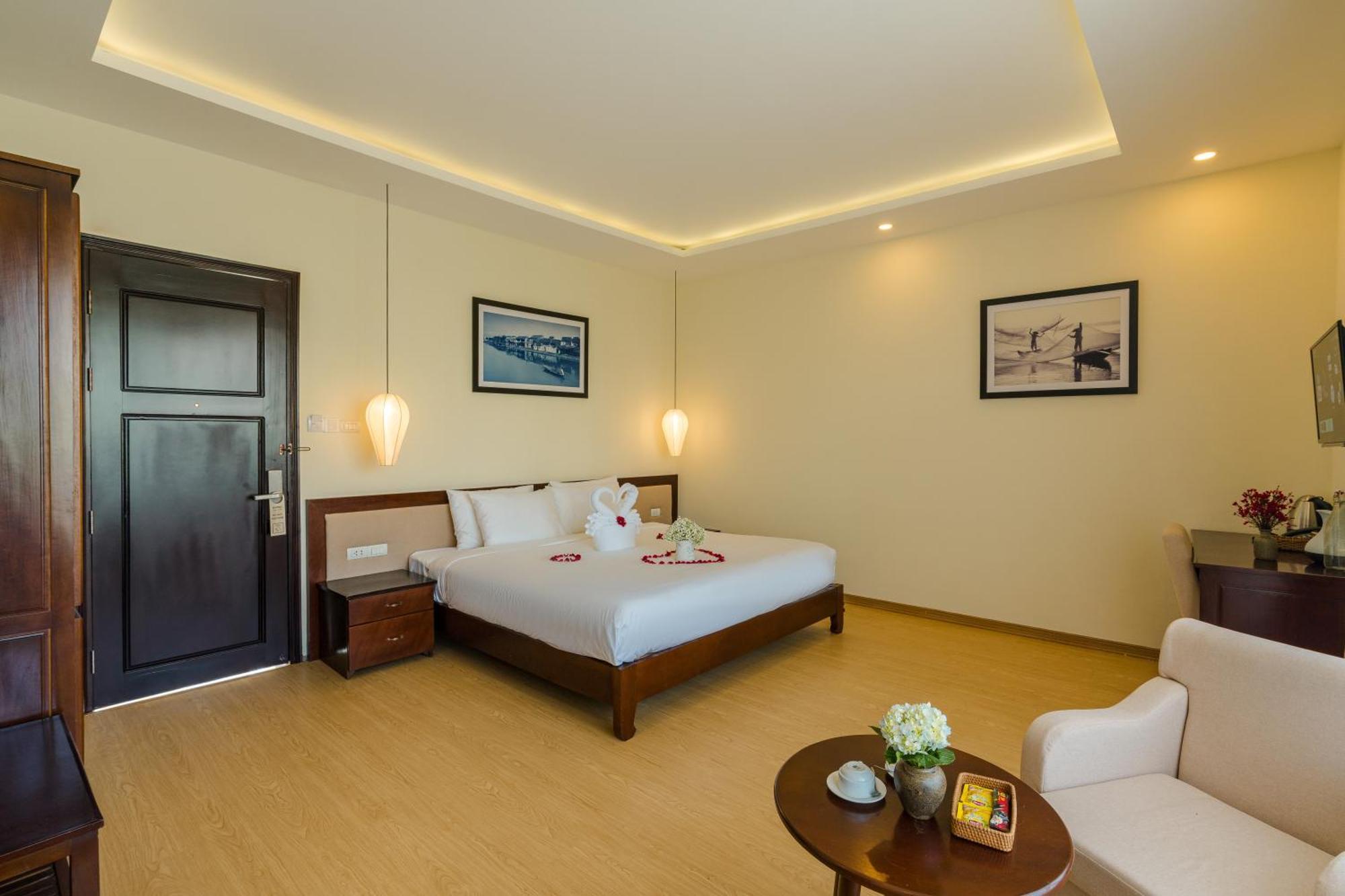 Ancient Haven Hotel 3*