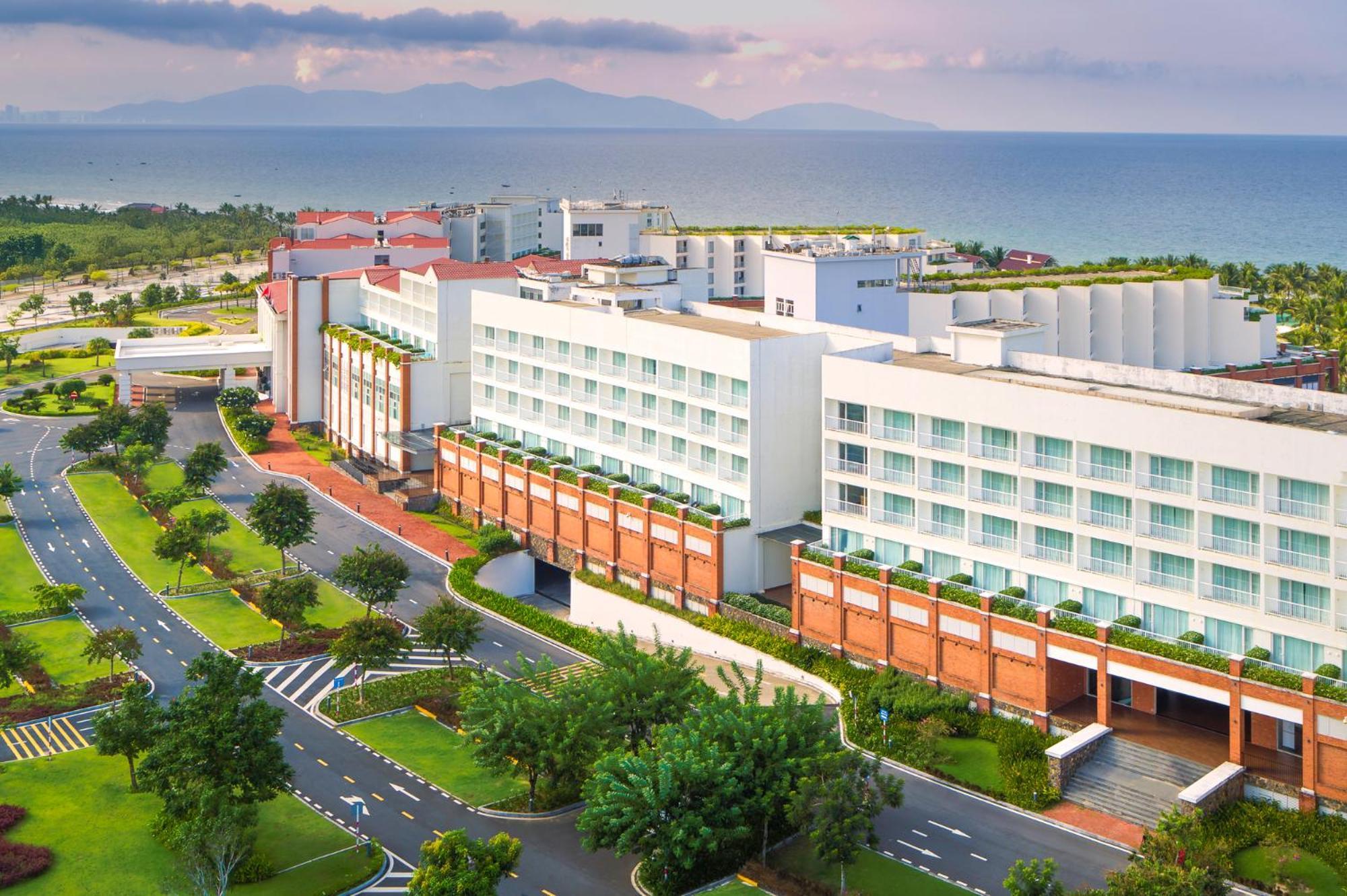 The Pearl 5* Hoi An