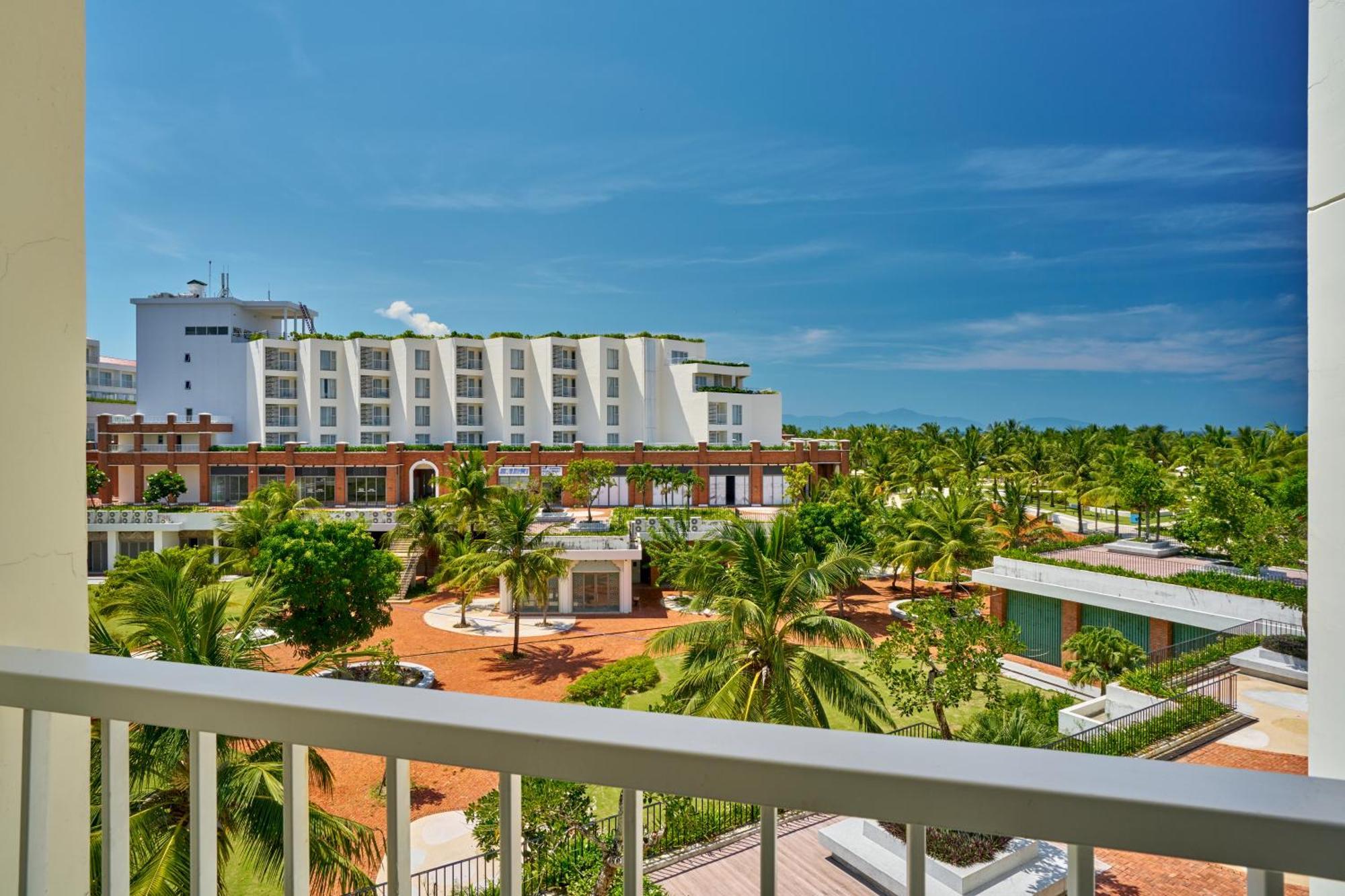 Aparthotel The Pearl 5*