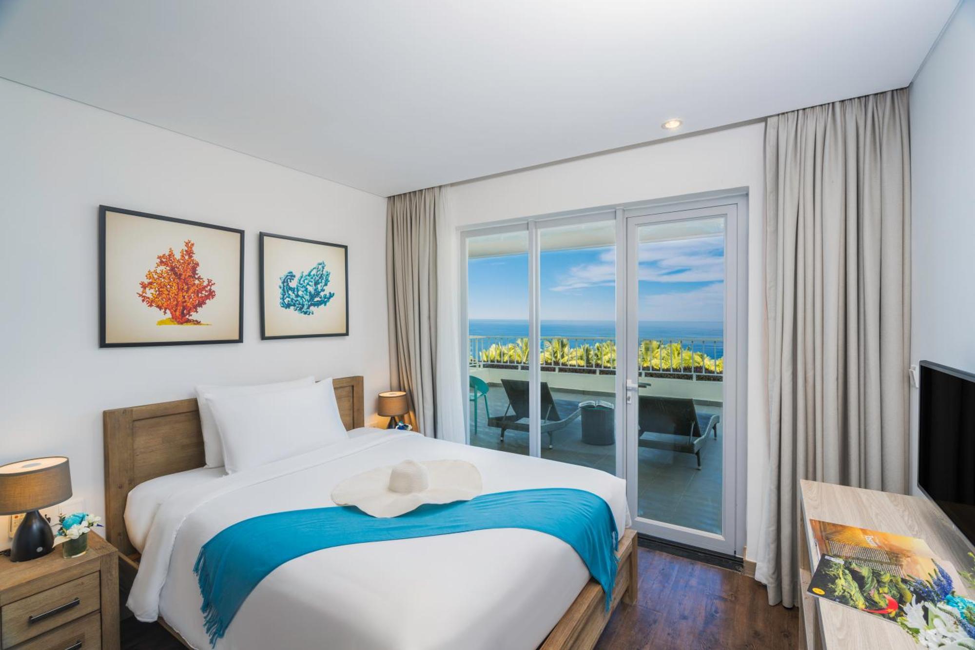 The Pearl Aparthotel