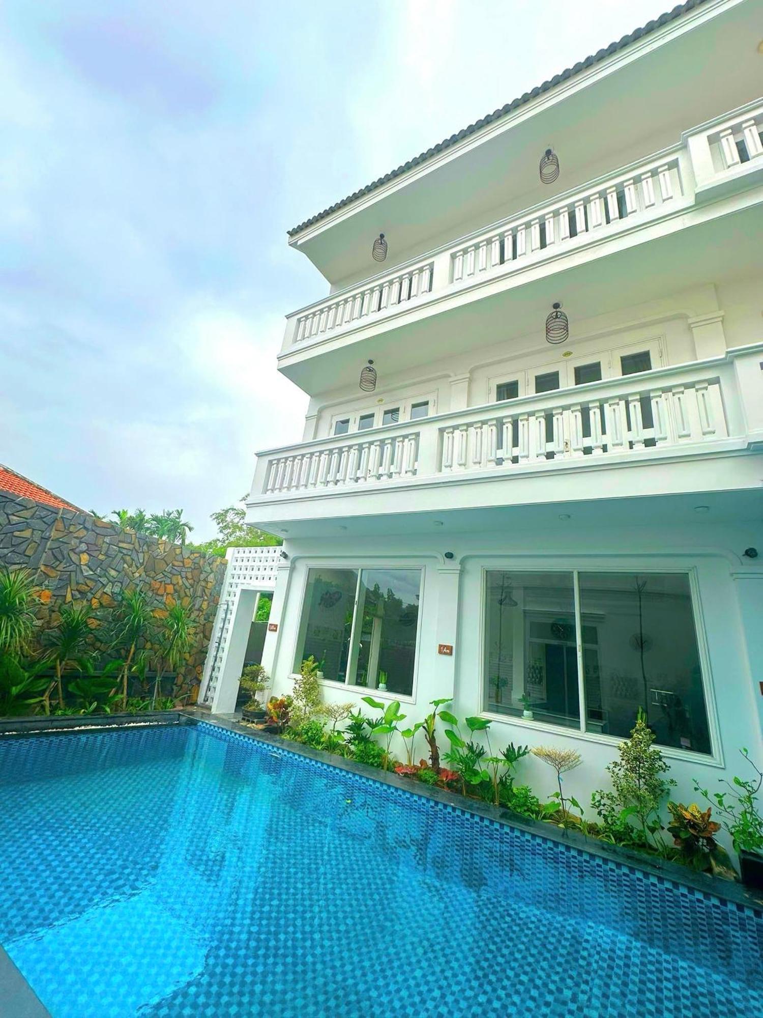 Fullhouse Hoian
