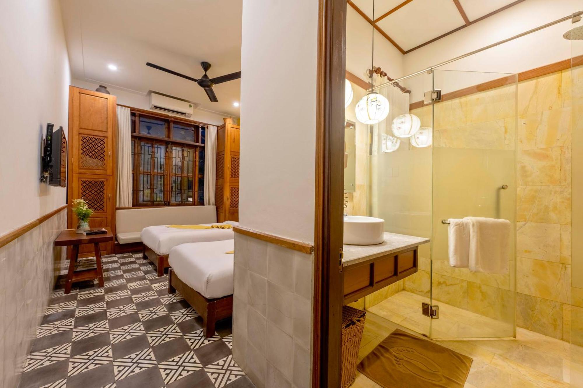 Hotel Thanh 1 2*