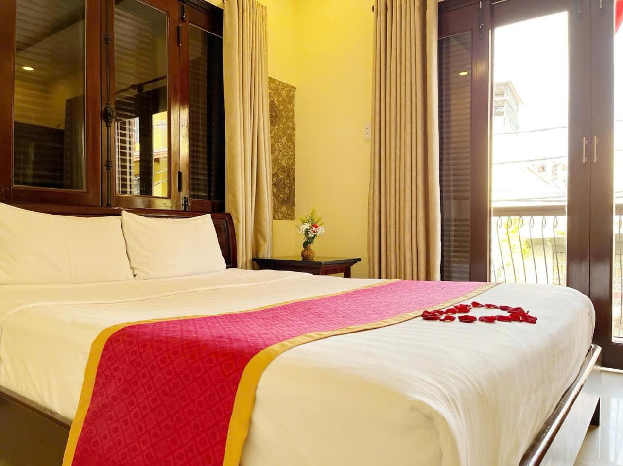 Hotel Golden River 3*