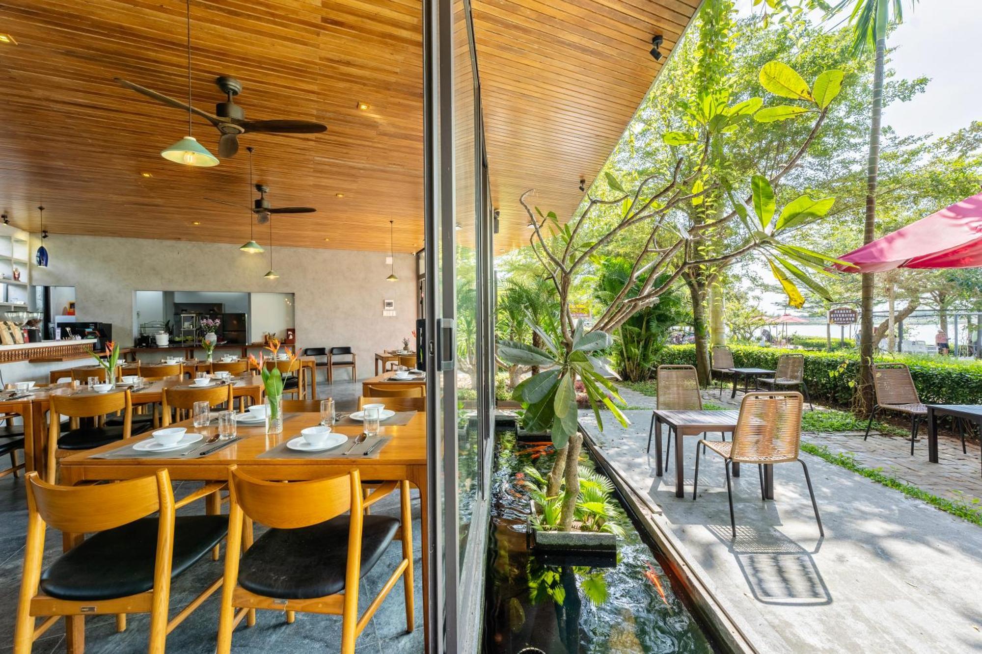 Hotel Serene Riverside 4*
