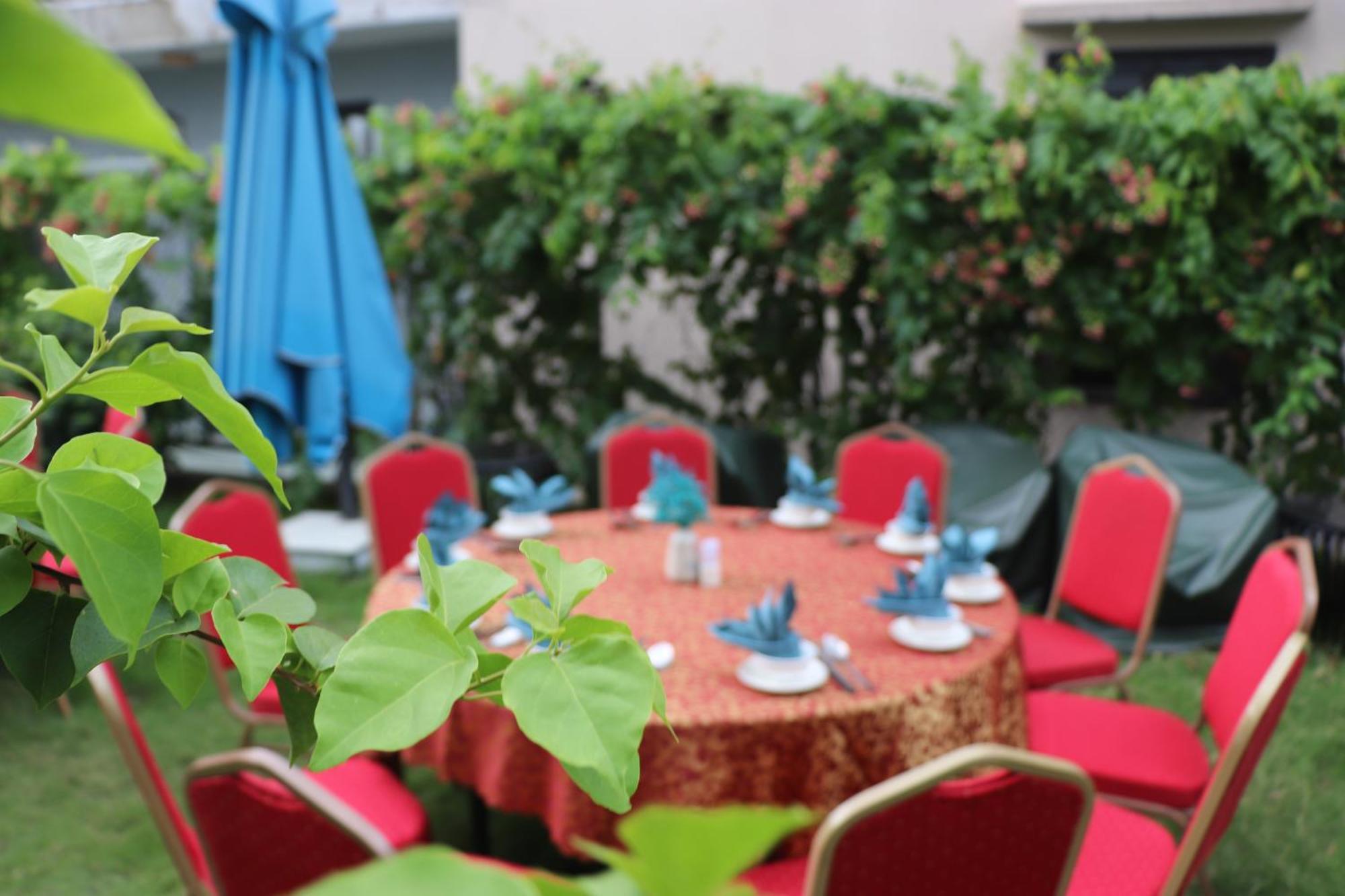 Delicacy & Hotel Hoi An