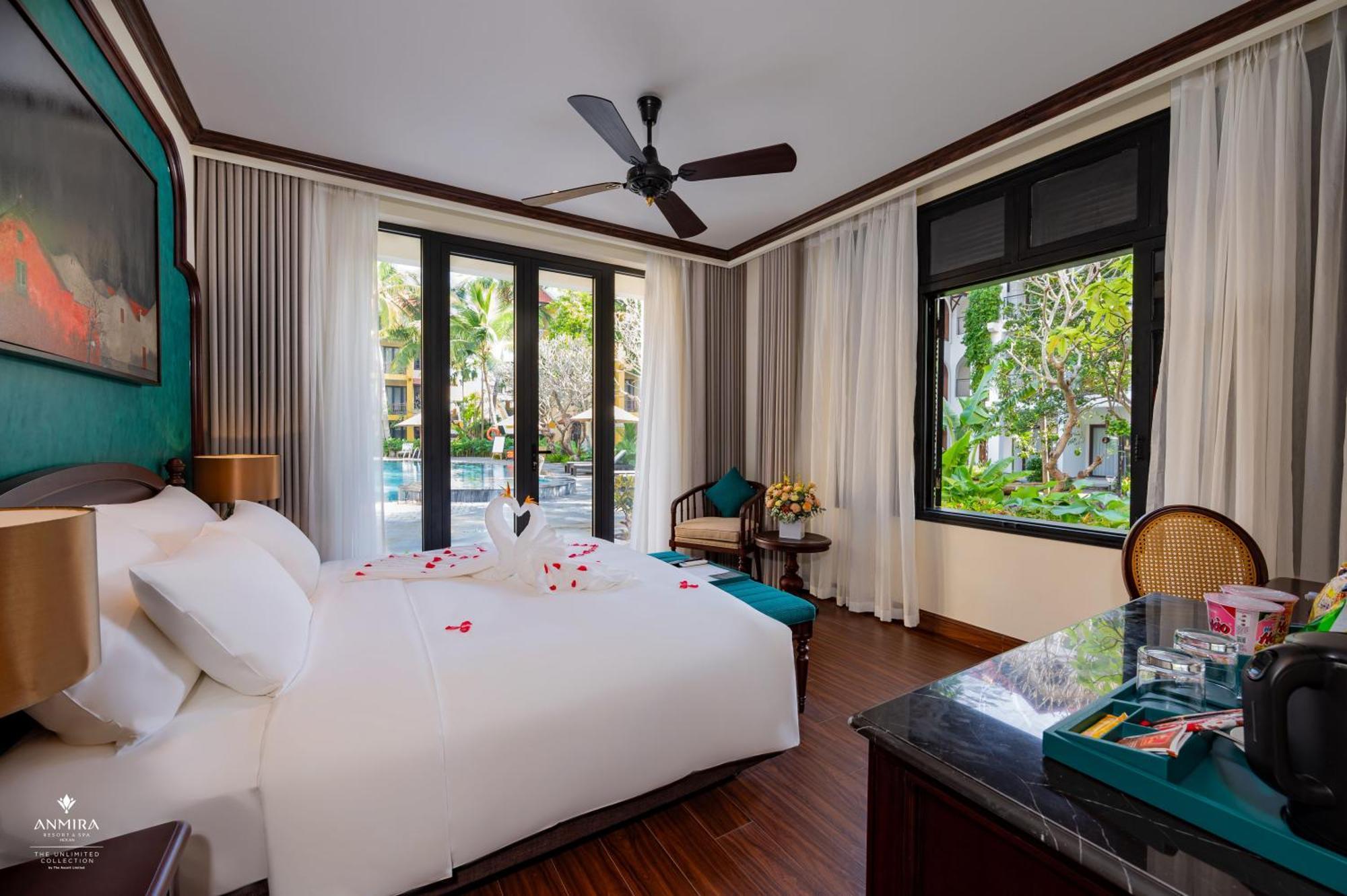 Anmira & By The Unlimited Collection Hoi An