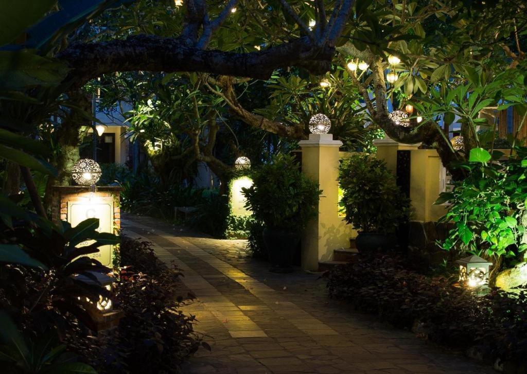 Trails 4* Hoi An