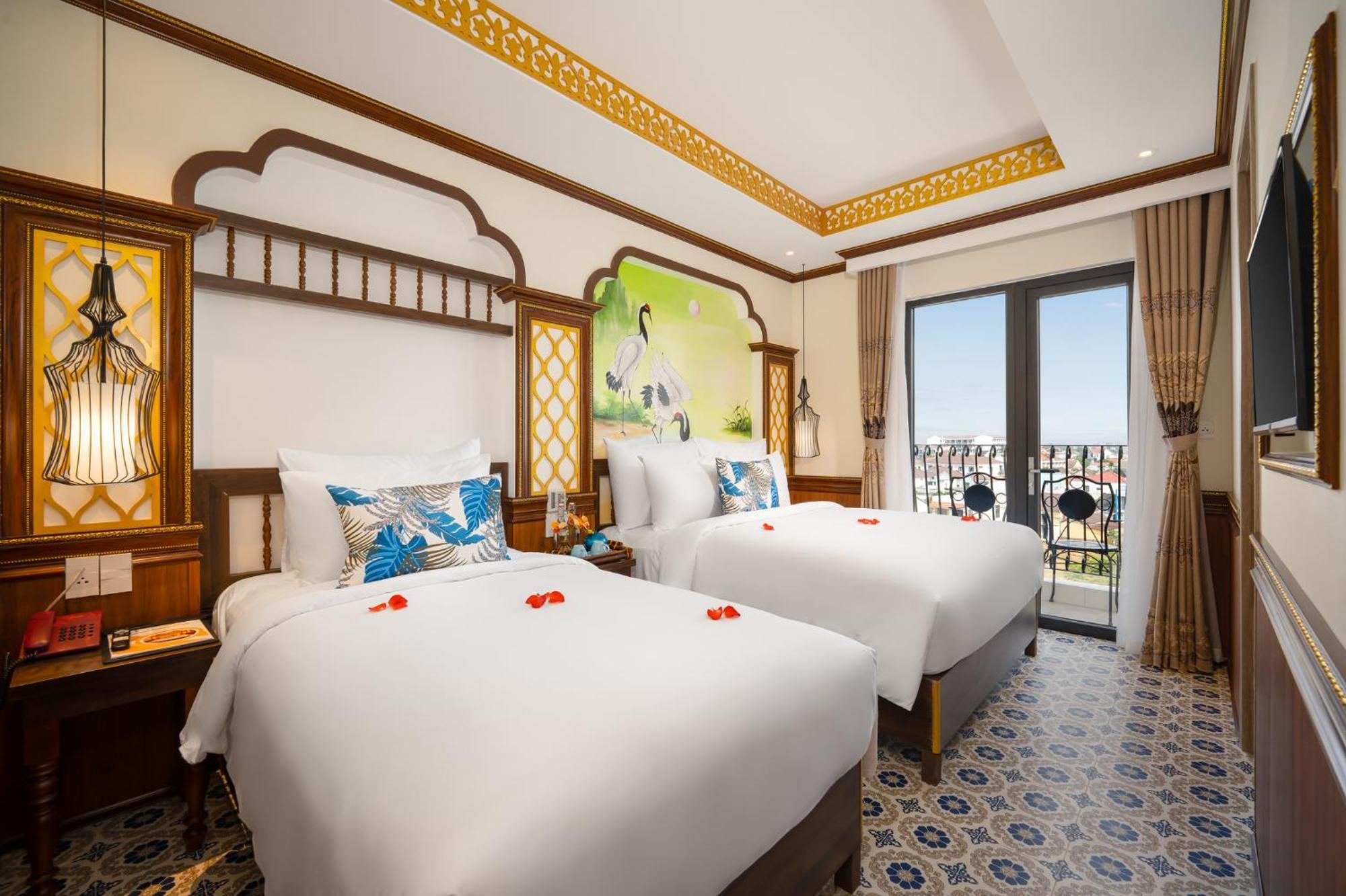 Babylon Riverside & Hoi An
