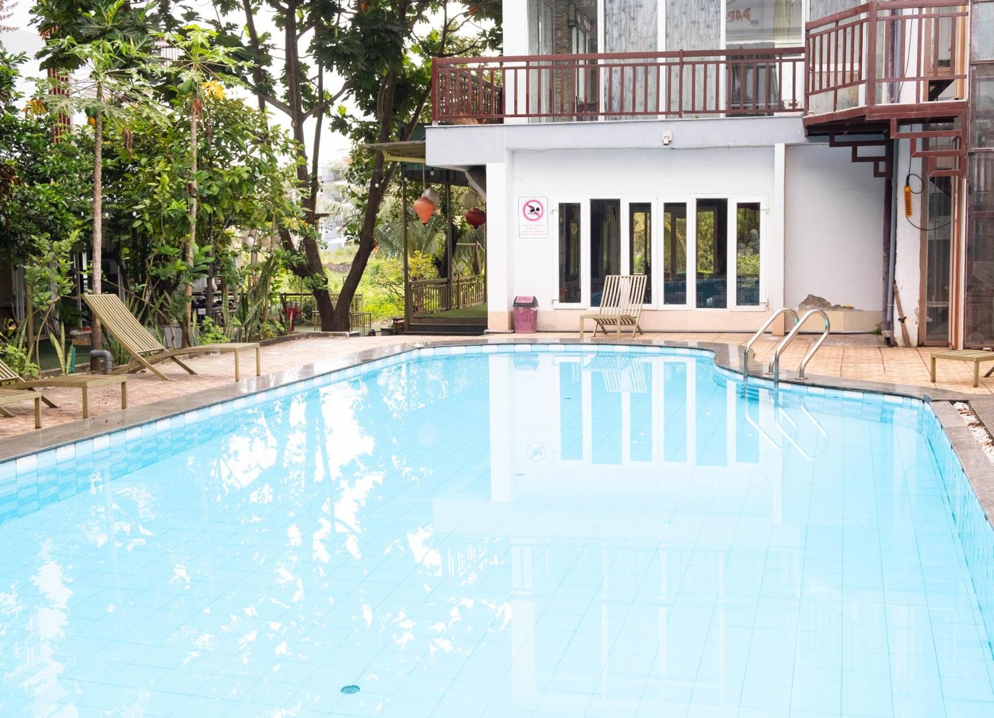 Paradise Hotel 3*