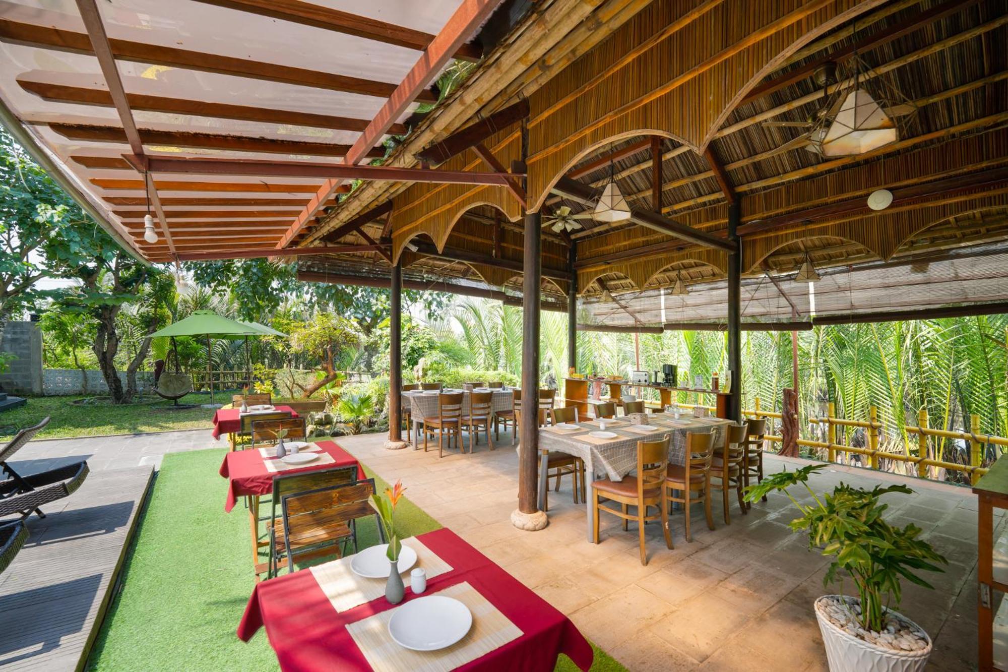 Raon Garden & Pool Hotel 4*