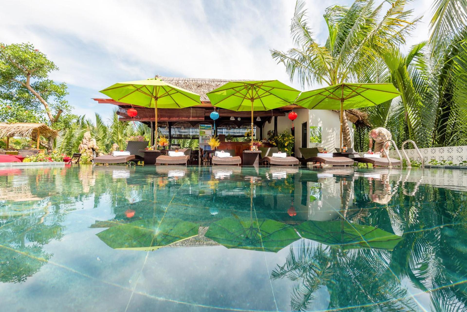 Raon Garden & Pool Hotel 4*