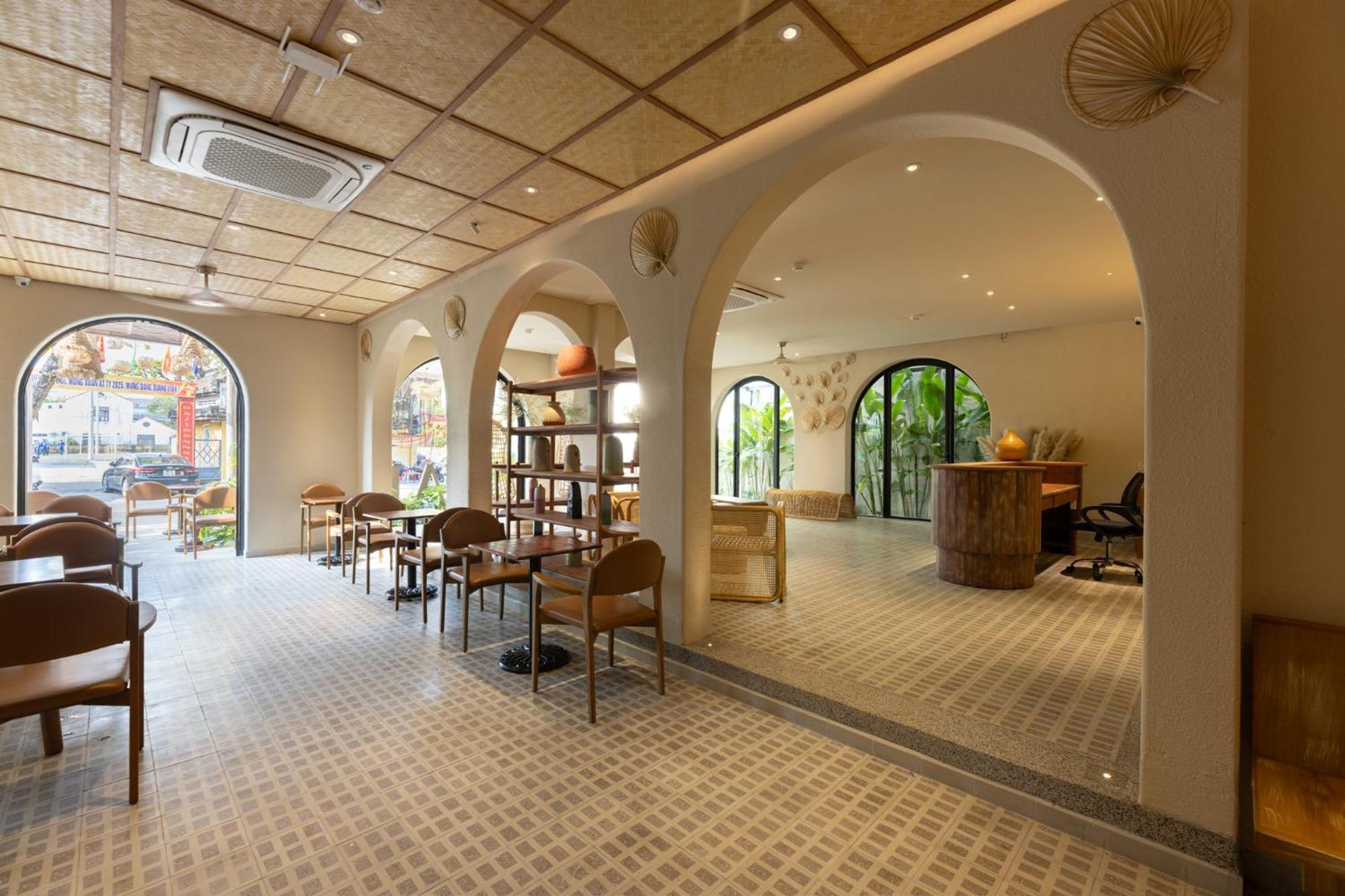 Vaia Boutique Hội An