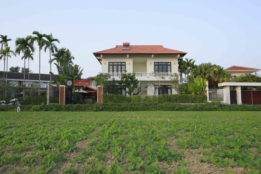 Villa Red Frangipani