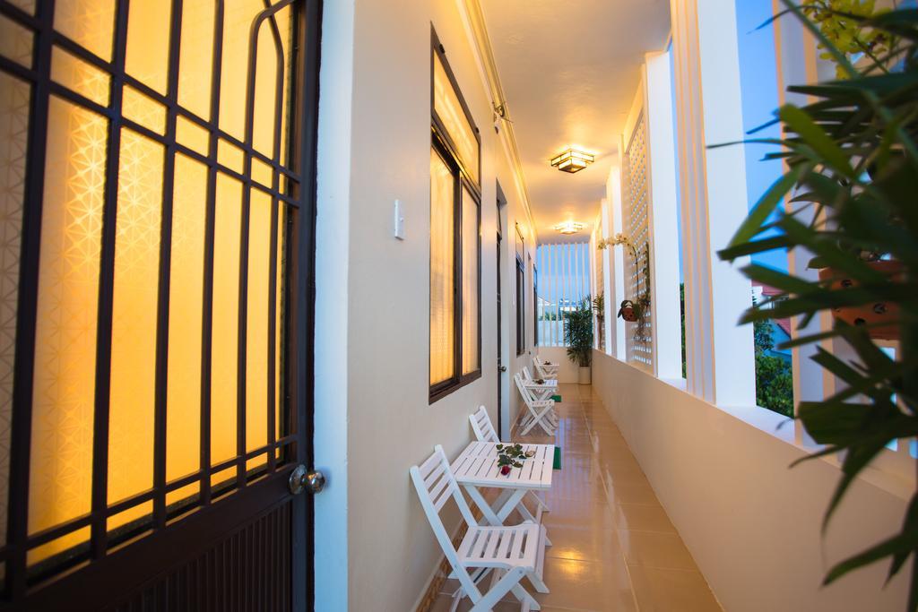 Homestay Holy Land *