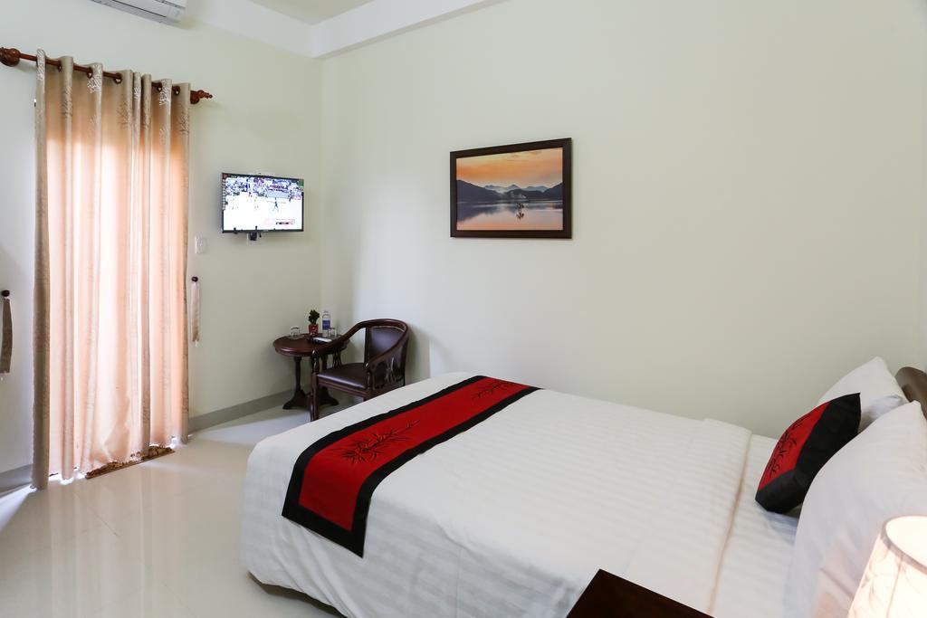 Viet Nhat Homestay *