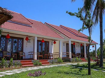 Villa Pomelo Garden Boutique