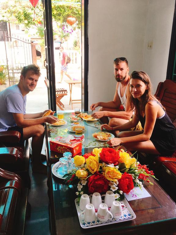 Ở trọ Oleander Garden