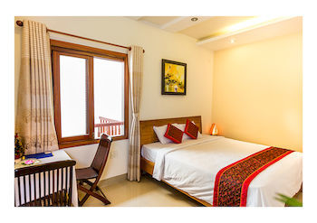 Hoang Thu Hostel