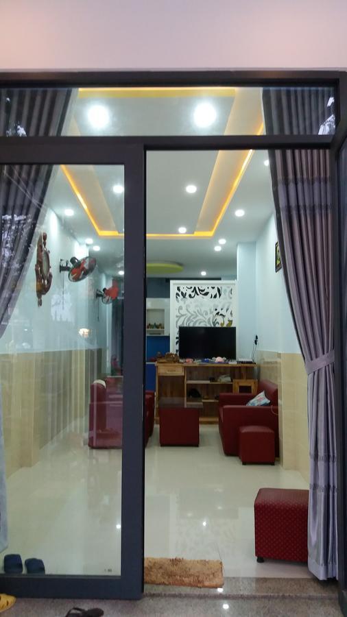 Bed & Breakfast House 579 Ba Trung *