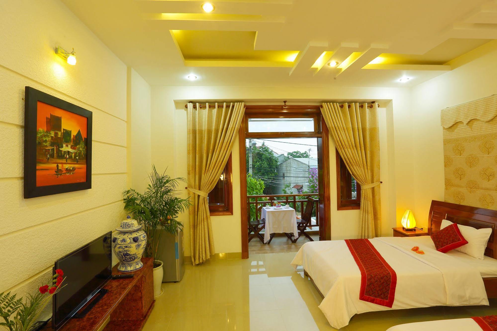 Hoang Thu Hostel *