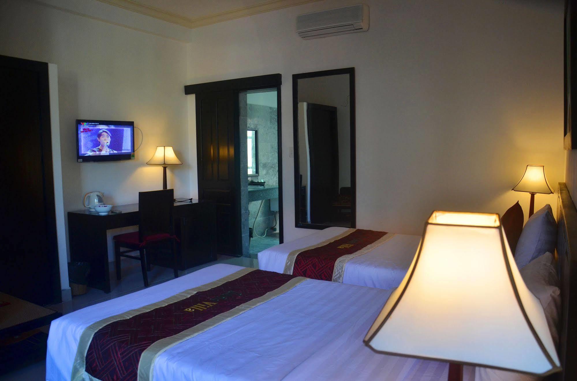 Villa Red Frangipani *