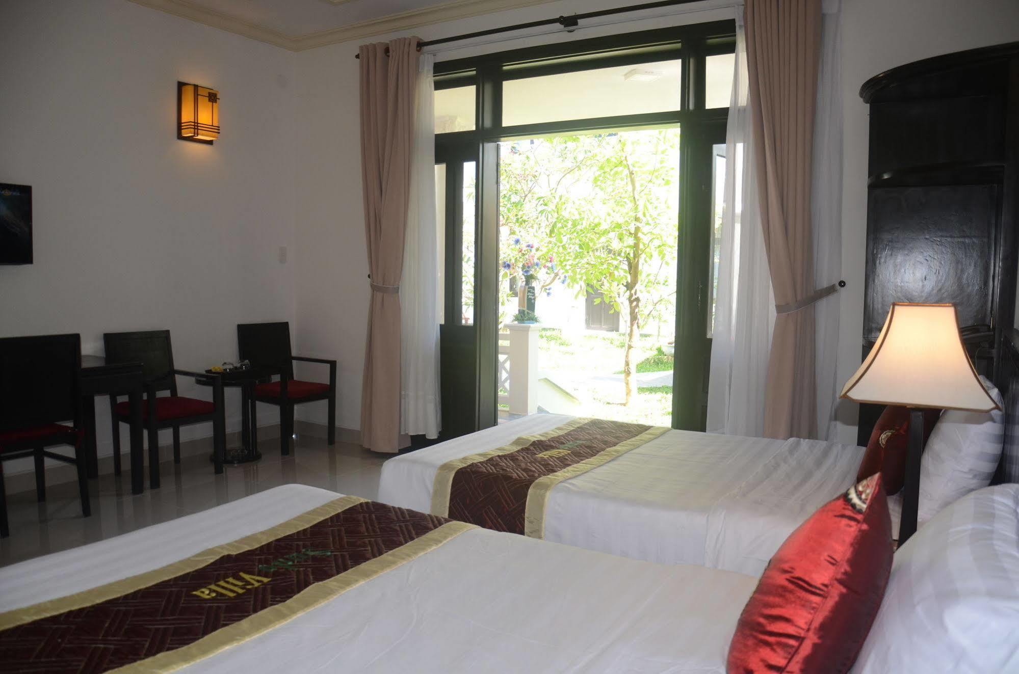 Villa Red Frangipani *