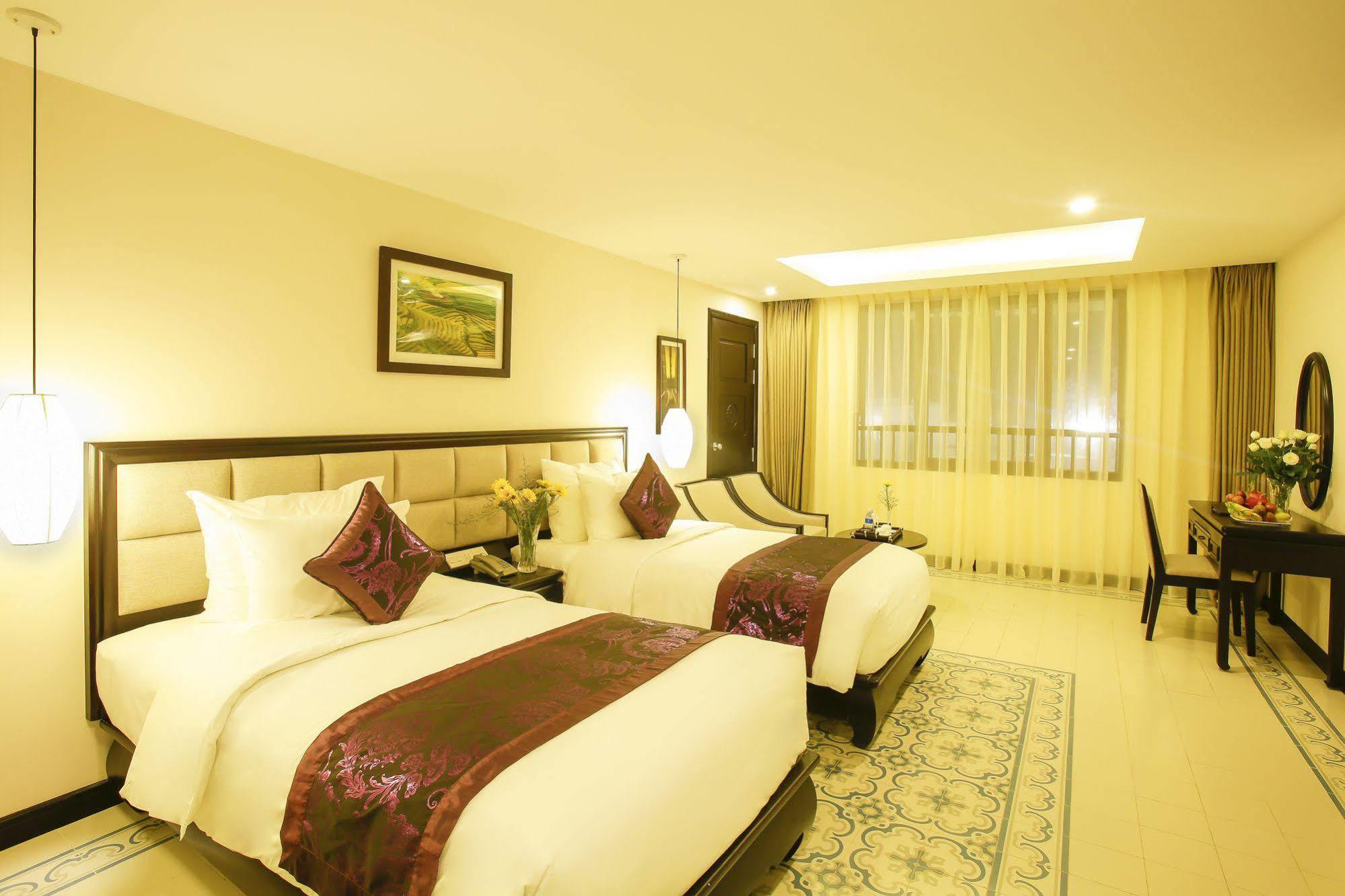 Hotel Mulberry Collection Silk Marina Imperial Wing