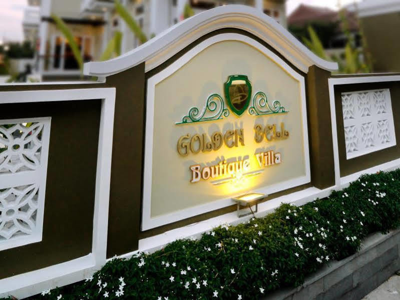 Villa Golden Bell Backpacker & Pool Bar *