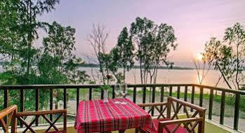 Hotel Serene Riverside 4*