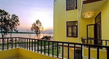 Hotel Serene Riverside 4*