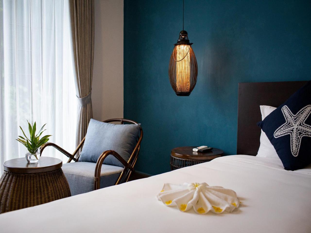 Khách sạn The Blue Alcove 3*