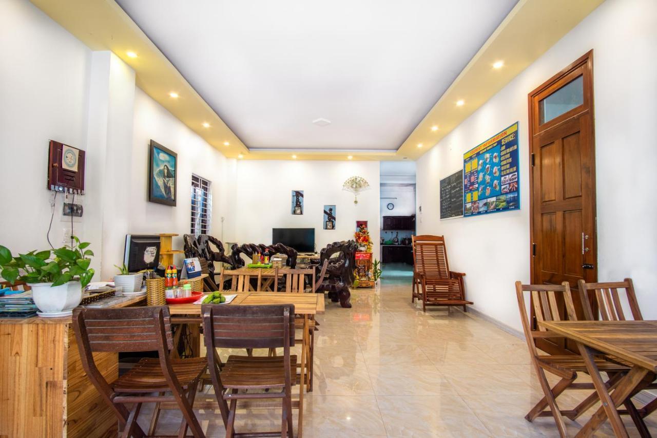 Golden Bee Bed & Breakfast