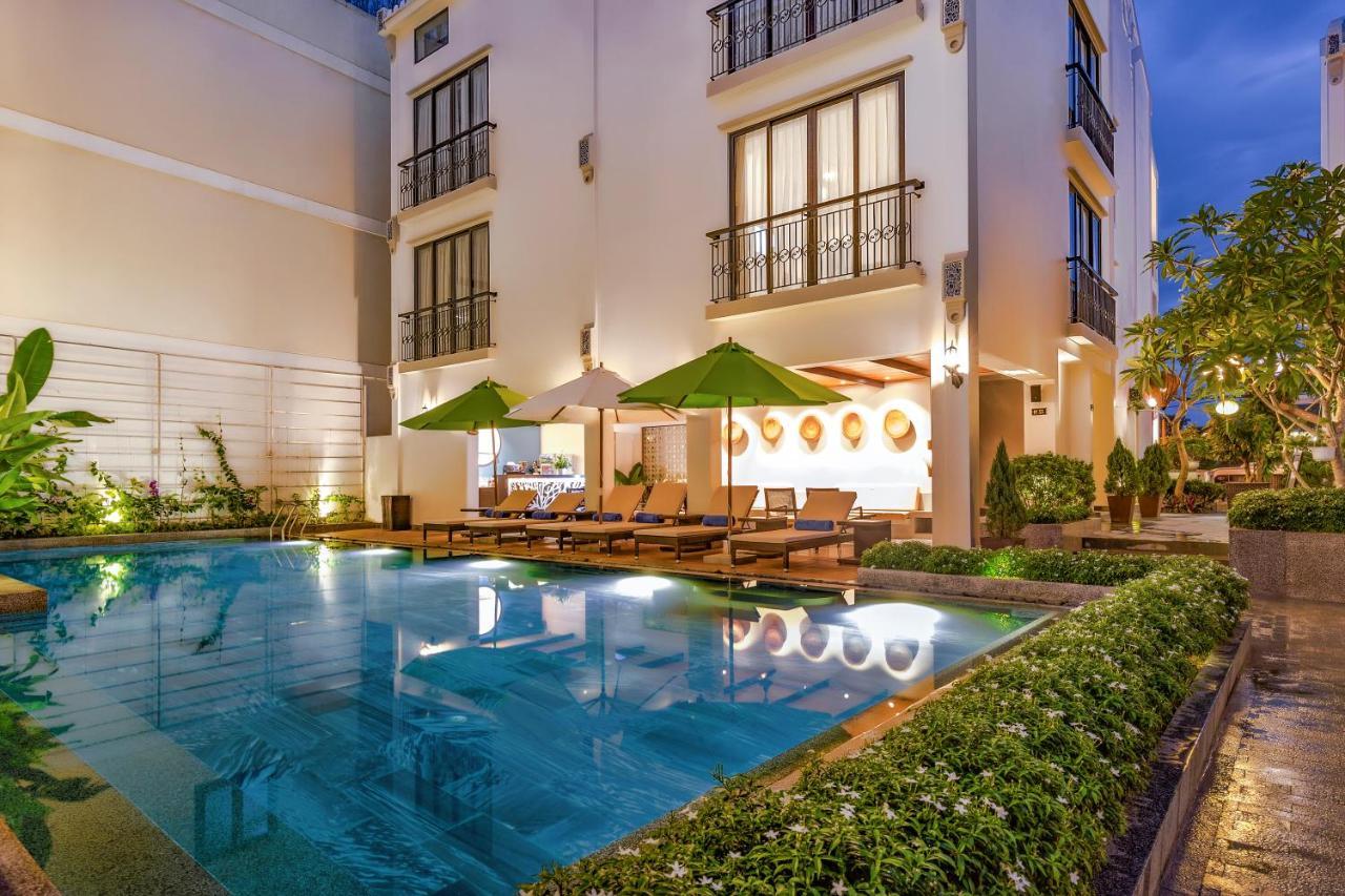 Khách sạn Khách Sạn&spa Laluna Riverside 4*