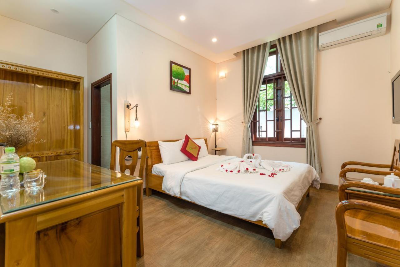 Camellia Flavor Hotel