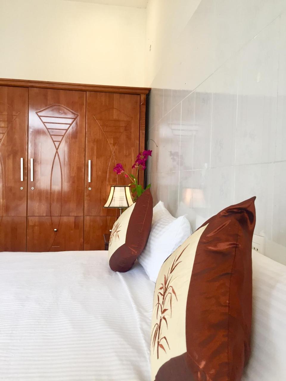 Holy Land Homestay *